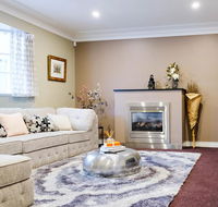 Mountain Retreat Villa - Palm Beach Accommodation