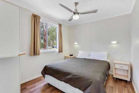 Narrabri Big Sky Caravan Park - Palm Beach Accommodation 2