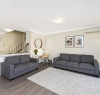Subiaco Village 30 - Palm Beach Accommodation