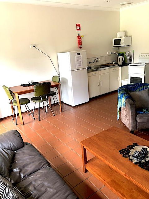 Augusta Escape Holiday Units - Palm Beach Accommodation 16