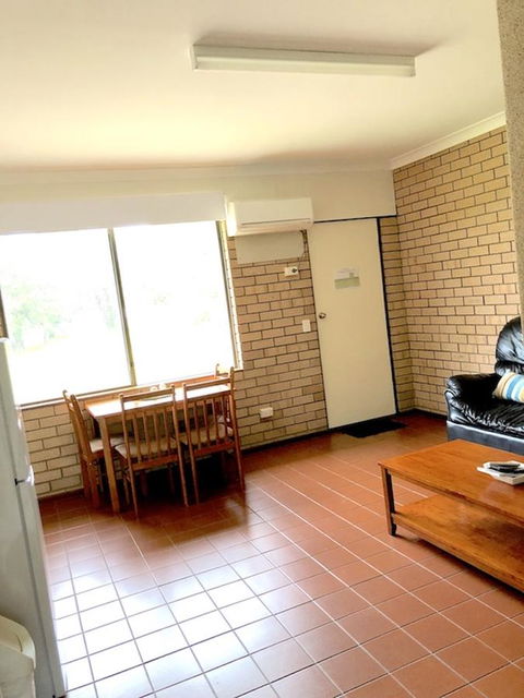 Augusta Escape Holiday Units - Palm Beach Accommodation 8
