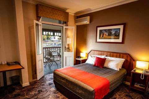 Quality Hotel Bayswater - Palm Beach Accommodation 2