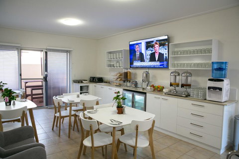 Nesuto Geraldton - Palm Beach Accommodation 29
