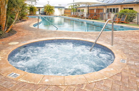 Nesuto Geraldton - Palm Beach Accommodation 18