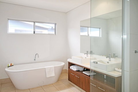 Nesuto Geraldton - Palm Beach Accommodation 21