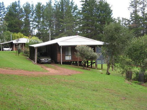 Hawke Brook Chalets - Palm Beach Accommodation 6