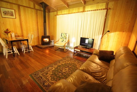 Hawke Brook Chalets - Palm Beach Accommodation 4