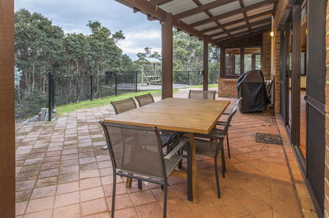 A Hidden Bush Delight - Palm Beach Accommodation 10