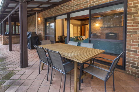 A Hidden Bush Delight - Palm Beach Accommodation 11