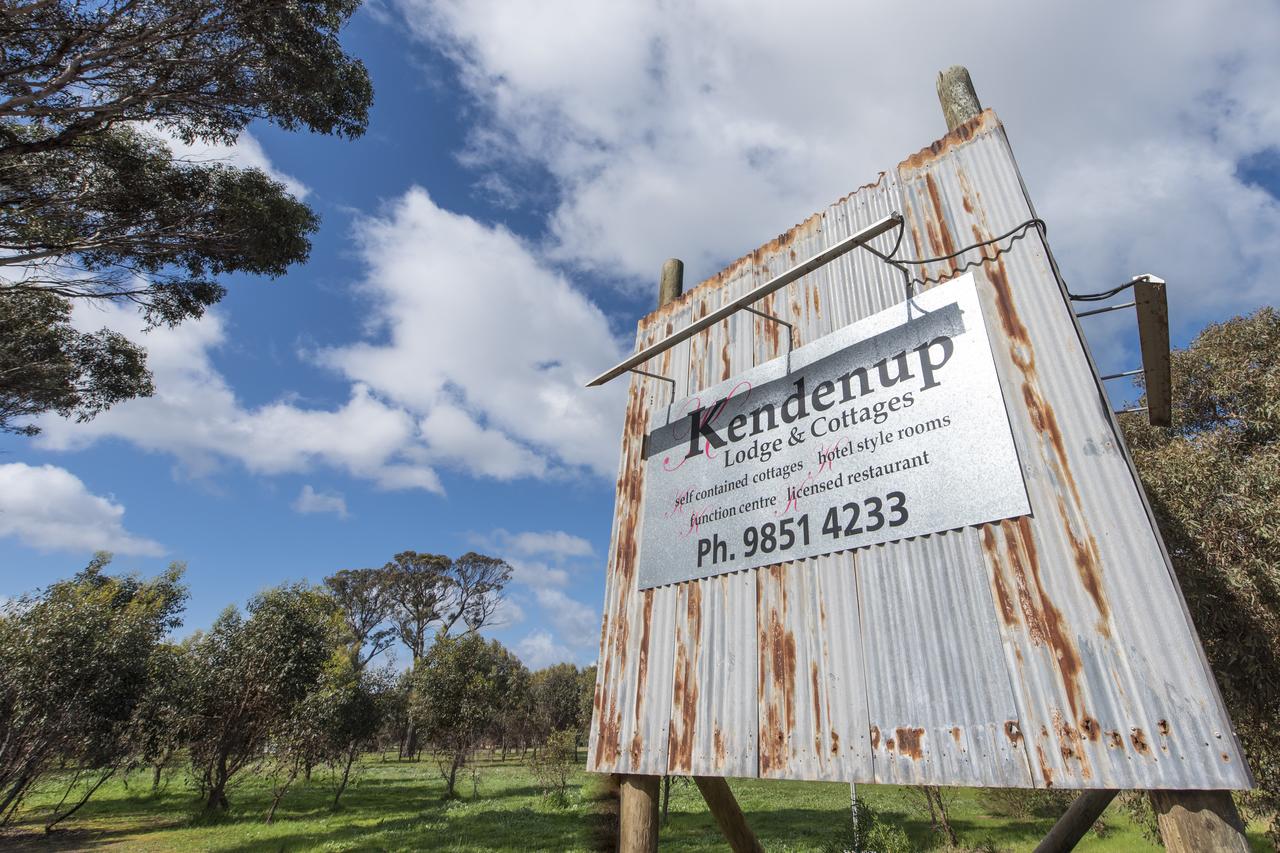 Kendenup WA Palm Beach Accommodation