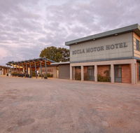 EUCLA MOTOR HOTEL - Palm Beach Accommodation