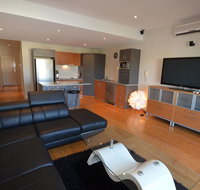 The Arcadia Apartment - Palm Beach Accommodation