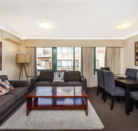 Subiaco Village 18 - Palm Beach Accommodation