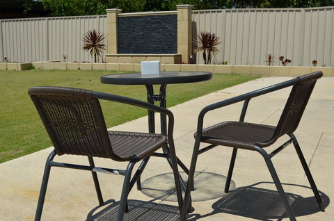 Ellard Bed & Breakfast - Palm Beach Accommodation 20