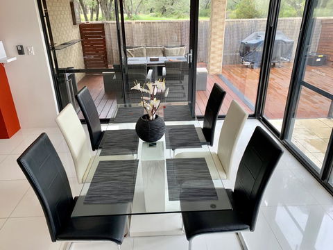 The CÃ©ad MÃ­le FÃ¡ilte Busselton - Palm Beach Accommodation 13