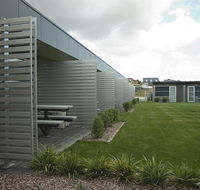 Brighton Hotel Motel - Palm Beach Accommodation