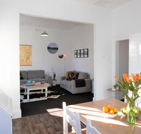 Horlock House - Palm Beach Accommodation