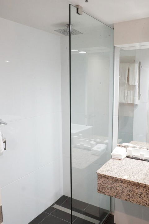 Hotel Grand Chancellor Launceston - Palm Beach Accommodation 43