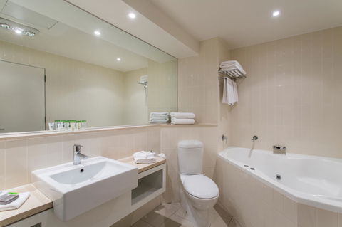 Best Western Plus Launceston - Palm Beach Accommodation 27