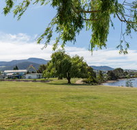 Riverfront Motel  Villas - Palm Beach Accommodation