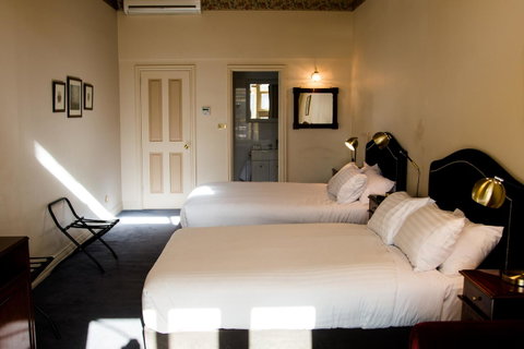 The Macquarie Hobart - Palm Beach Accommodation 23