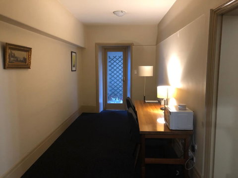 The Macquarie Hobart - Palm Beach Accommodation 1