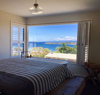 Couples getaway on Bruny Island - Palm Beach Accommodation