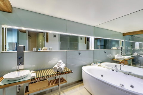 The Henry Jones Art Hotel - Palm Beach Accommodation 20