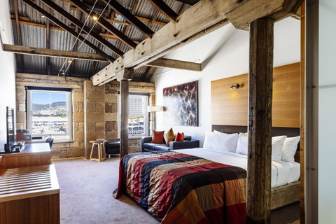 The Henry Jones Art Hotel - Palm Beach Accommodation 3