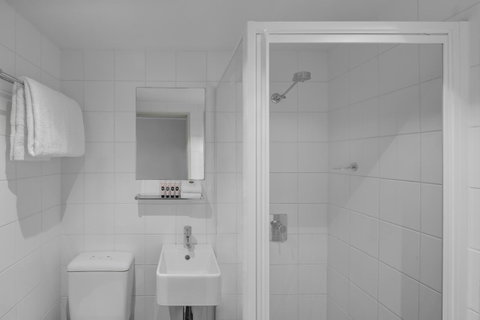 Travelodge Hotel Hobart - Palm Beach Accommodation 8