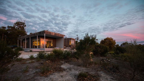 Aplite House - Palm Beach Accommodation 3