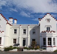 Trinity Hill Apartments - Palm Beach Accommodation