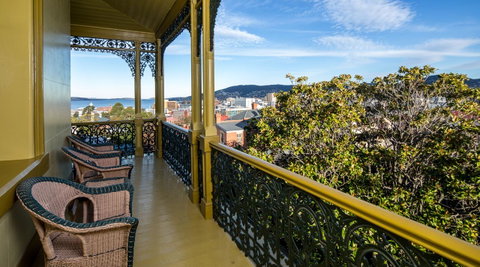 The Corinda Collection - Palm Beach Accommodation 11