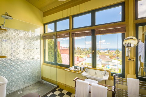 The Corinda Collection - Palm Beach Accommodation 35