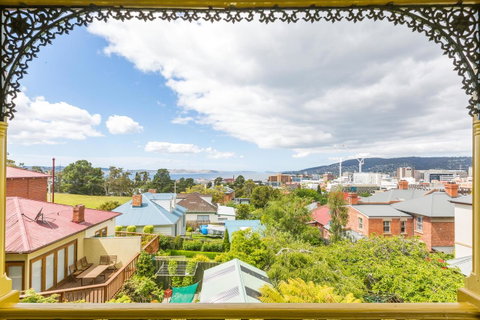 The Corinda Collection - Palm Beach Accommodation 15