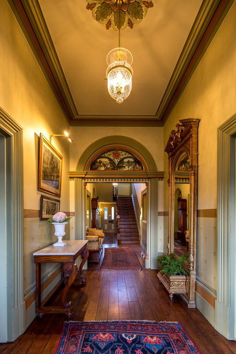 The Corinda Collection - Palm Beach Accommodation 9