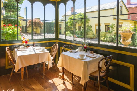The Corinda Collection - Palm Beach Accommodation 5