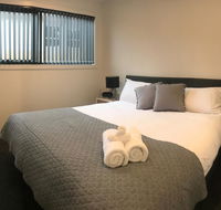Punchbowl Executive Apartments - Palm Beach Accommodation