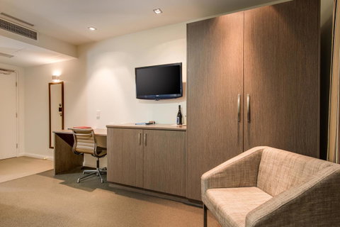 Mantra Collins Hotel - Palm Beach Accommodation 42