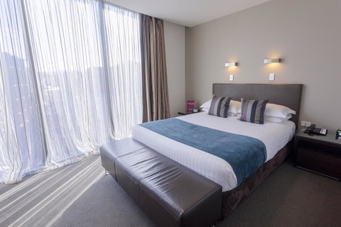 Mantra Collins Hotel - Palm Beach Accommodation 13