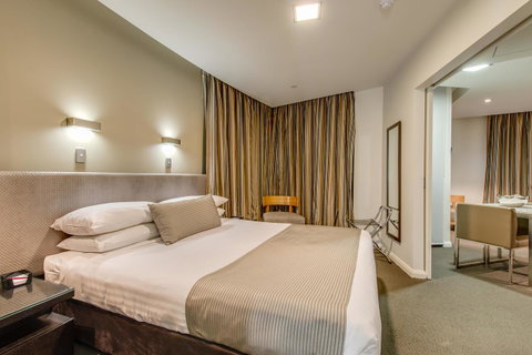 Mantra Collins Hotel - Palm Beach Accommodation 15