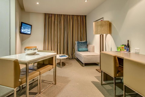 Mantra Collins Hotel - Palm Beach Accommodation 20
