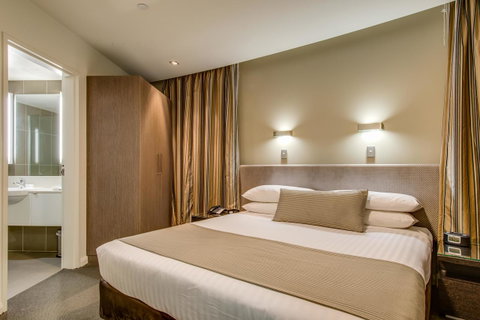 Mantra Collins Hotel - Palm Beach Accommodation 16