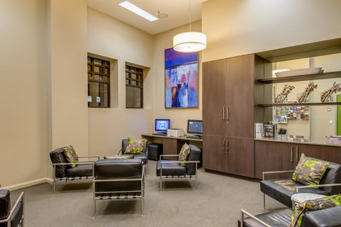 Mantra Collins Hotel - Palm Beach Accommodation 1