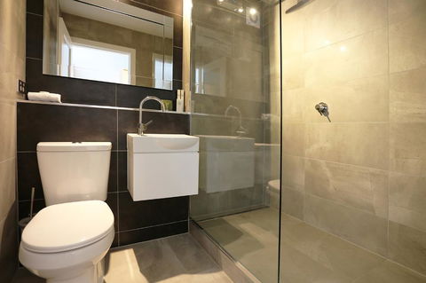 Hotel Launceston - Palm Beach Accommodation 6