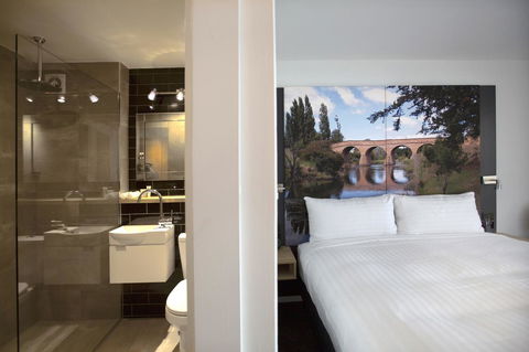 Hotel Launceston - Palm Beach Accommodation 7