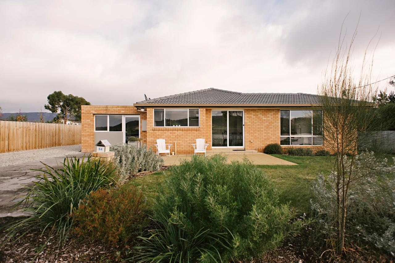 Neika TAS Palm Beach Accommodation