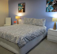 Elm Trees Accommodation  Ross - Palm Beach Accommodation