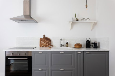 A Cottage In Richmond - Palm Beach Accommodation 9