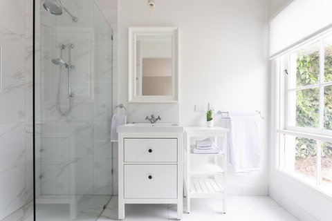 A Cottage In Richmond - Palm Beach Accommodation 8